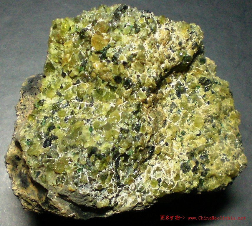 >> 矿物图片 >> 橄榄石-olivine
