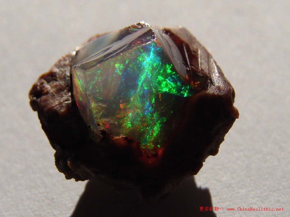 矿物图片 蛋白石-opal