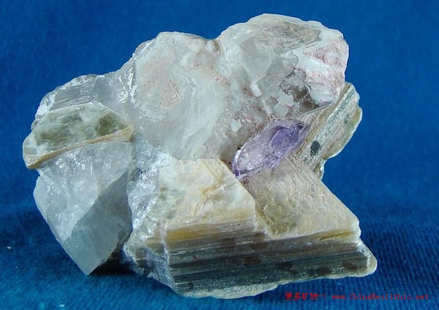 >> 矿物图片 >> 白云母-muscovite