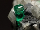Emerald7826