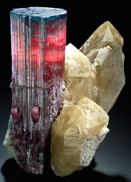 Huge tourmaline with quartz, trimmed from specimen shown on page 3. 20 cm tall. S. Rudolph specimen. 