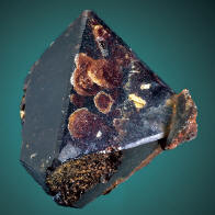 4.8 cm genthelvite crystal shown in photo above. J. Scovil photo.