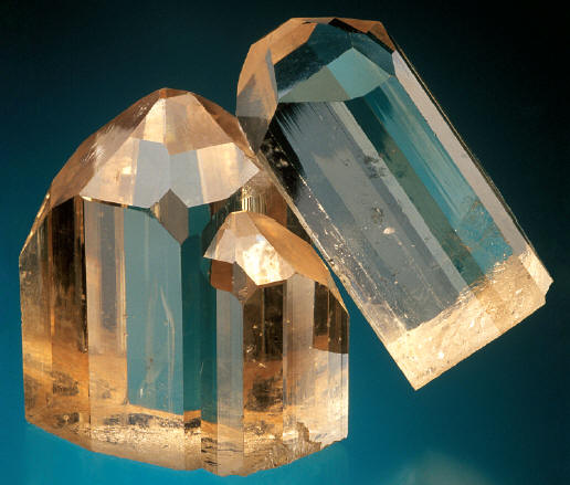 Cluster of topaz crystals, 9.5 cm high. W. Larson collection. J. Scovil photo.