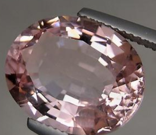 摩根石,铯绿柱石,Morganite