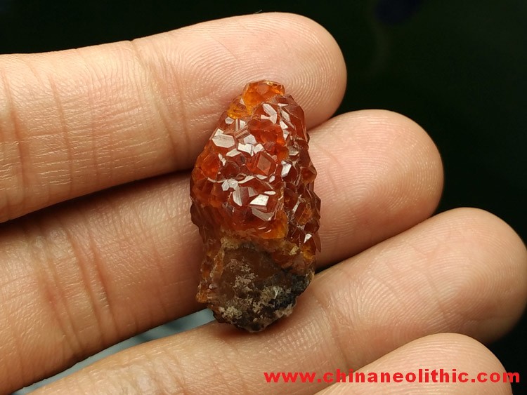 The gem grade manganese aluminum garnet Fanta stone and brown crystal stone ore symbiotic specimens,Garnet,Quartz