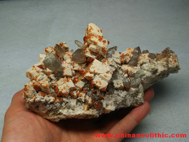 Manganese aluminum garnet Fanta stone, brown crystal and feldspar mineral stone ore samples,Garnet,Feldspar,Quartz
