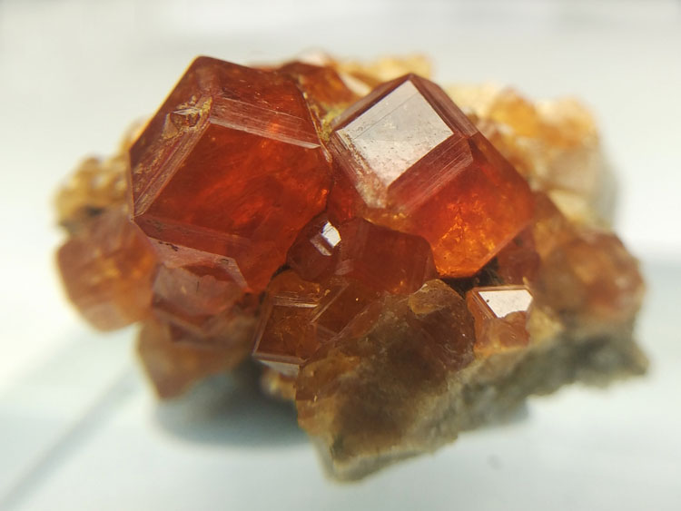 The diamond 12 face manganese aluminum garnet Fanta stone gem mineral crystal specimens stone ore ma,Garnet