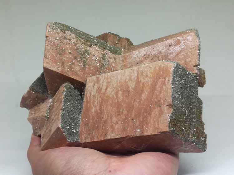 Fine large Twinning K-feldspar double crystal associated mica mineral crystal stone ore samples,Feldspar,Mica