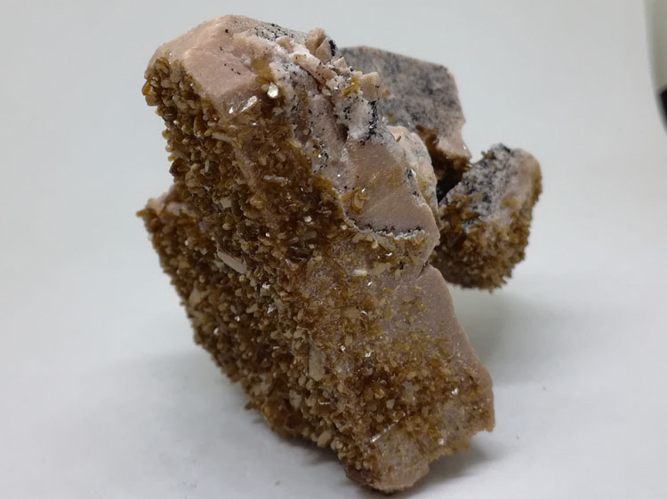 No root floating, very complete, Fujian Stilbite and feldspar mineral crystal gem stone stone ore sa,Stilbite,Feldspar