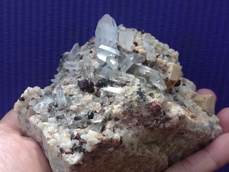 Rare white transparent quartz and spessartite garnet mineral crystal gem stone stone ore samples,Garnet,Quartz,Feldspar