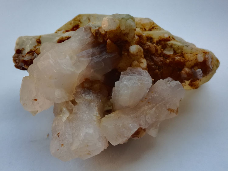 Pink calcite and quartz mineral crystal gem stone ore specimen ornamental stone pictographic stone,Calcite,Quartz