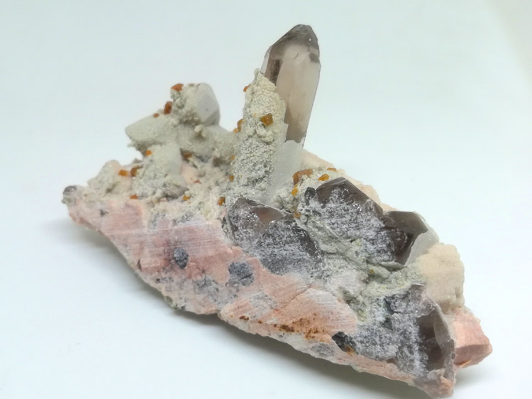 Smoky Quartz  and Chabazite crystals produced in Fujian, China.,Chabazite,Quartz