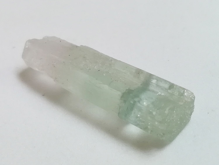 China new dual color aquamarine, Morgan stone, beryl gem stone ore mineral cluster crystal crystal s,Aquamarine