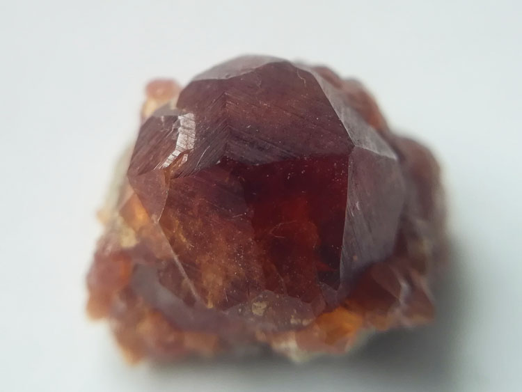 crystal manganese aluminum garnet ore stone stone specimens of Fanta,Garnet