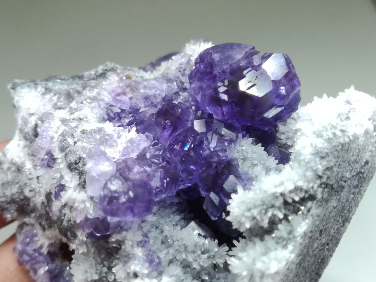 Purple blue Eight face body fluorite brightness super mineral crystal gem stone ore samples,Fluorite,Quartz