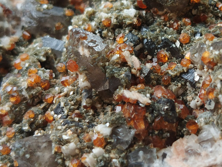 Manganese-aluminum Garnet Spessartine,Smoky Quartz,Mica,Feldspar Mineral Specimens Mineral Crystals,Garnet,Quartz,Mica,Feldspar