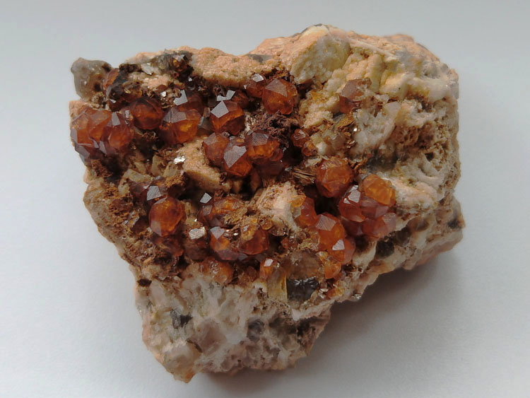 Manganese-aluminum Garnet Spessartine,Quartz,Feldspar Mineral Specimens Mineral Crystals Gem,Garnet,Quartz,Feldspar