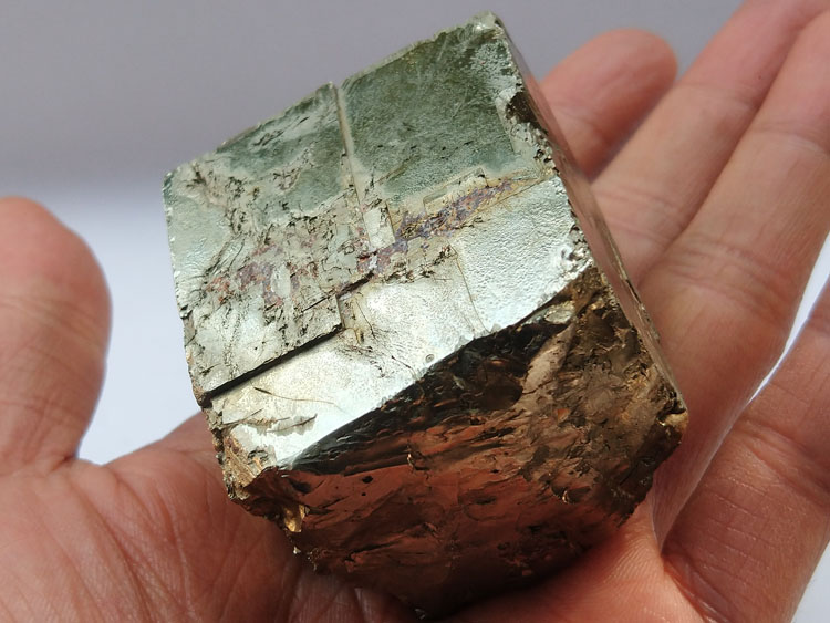 Pyrites Mineral Specimens Mineral Crystals Gem Materials,Pyrites