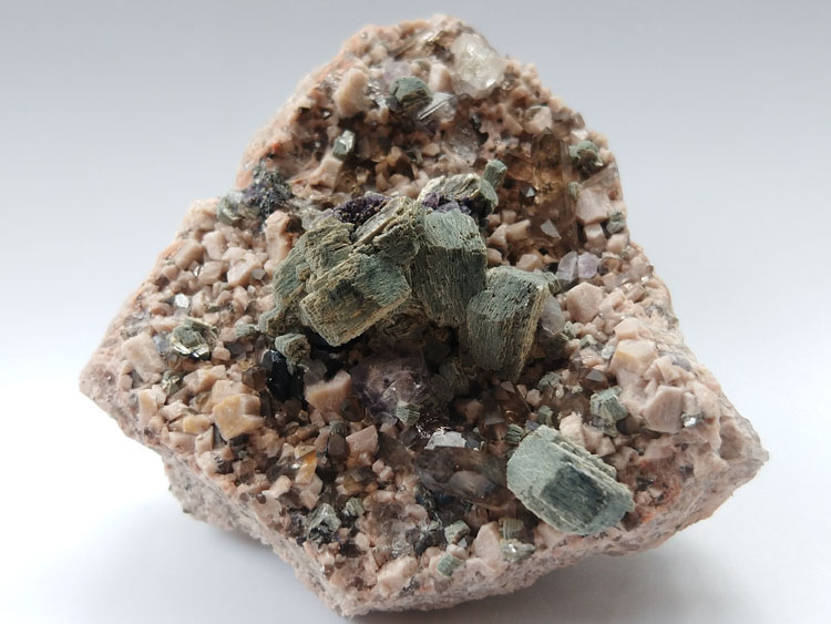 Mica,Fluorite,Smoky Quartz, Microcline Feldspar Mineral Specimens Mineral Crystals Gem Materials,Mica,Fluorite,Quartz,Feldspar