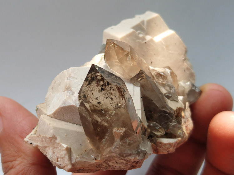 Smoky Quartz Black Quartz Symbiotic Microplagioclase Albite Symbiotic Mineral Specimens Crystal Clus,Quartz,Feldspar,Pyrites