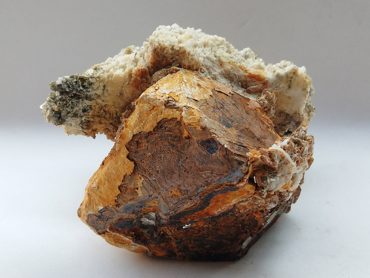 Limonite,Pyrites,Feldspar Albite,Mica Mineral Specimens Mineral Crystals Gem Materials,Limonite,Pyrites,Feldspar,Mica