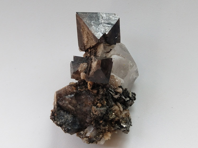 Scheelite Quartz Mineral Specimens Mineral Crystals Gem Materials,Scheelite,Quartz