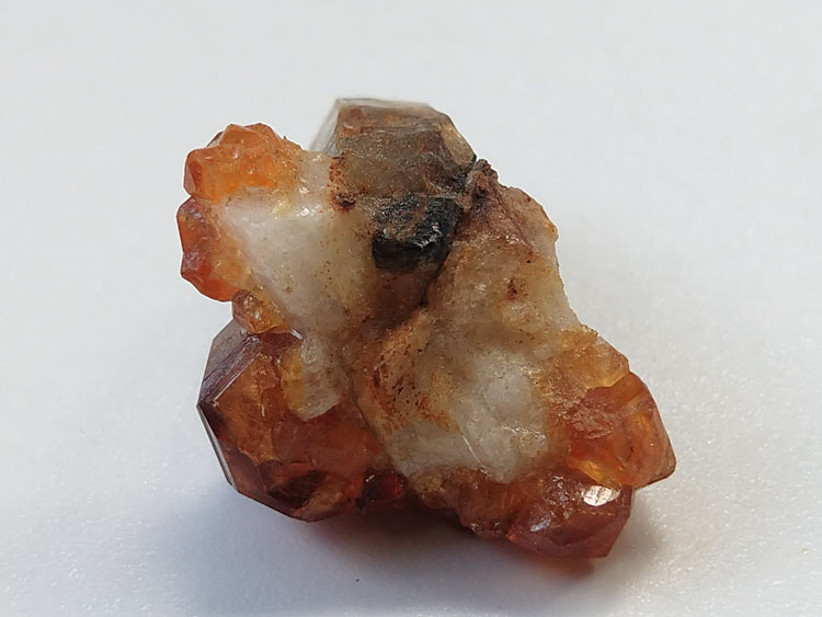 Manganese-aluminum Garnet Spessartine Smoky Quartz Mineral Specimens Mineral Crystals Gem Materials,Garnet,Quartz