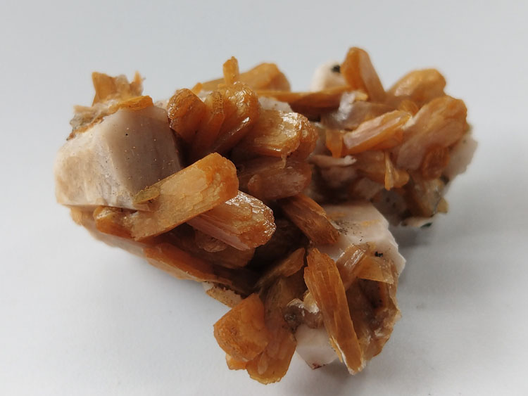 Stilbite,Feldspar Mineral Specimens Mineral Crystals Gem Materials,Stilbite,Feldspar