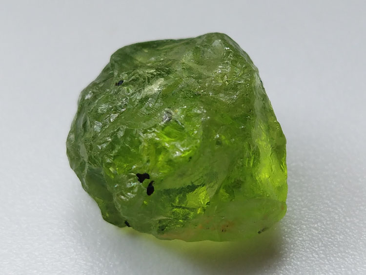 50g Forsterite Raw stone of gem facet Mineral Specimens Mineral Crystals Gem Materials,Forsterite