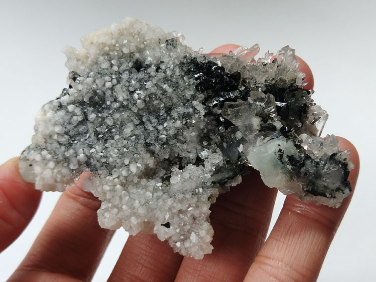 Babingtonite,Prehnite,Quartz Mineral Specimens Mineral Crystals Gem Materials,Babingtonite,Prehnite,Quartz