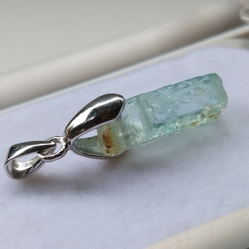 Aquamarine Beryl Pendant Necklace Mineral Specimen Crystal Gem,Aquamarine