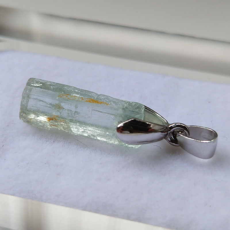 Aquamarine Beryl Pendant Necklace Mineral Specimen Crystal Gem,Aquamarine