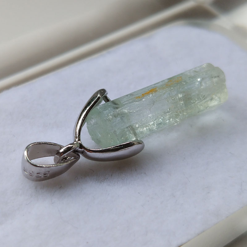 Aquamarine Beryl Pendant Necklace Mineral Specimen Crystal Gem,Aquamarine