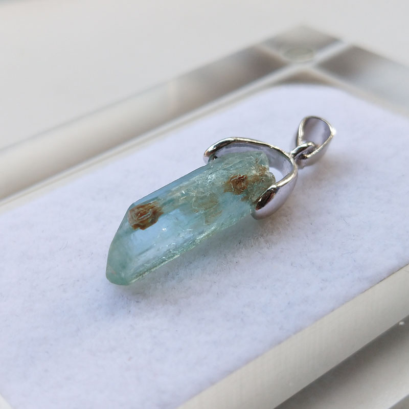 Aquamarine Beryl Pendant Necklace Mineral Specimen Crystal Gem,Aquamarine