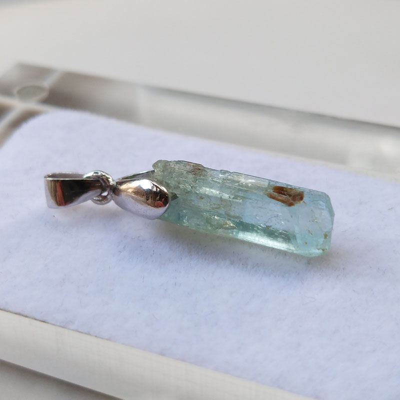 Aquamarine Beryl Pendant Necklace Mineral Specimen Crystal Gem,Aquamarine