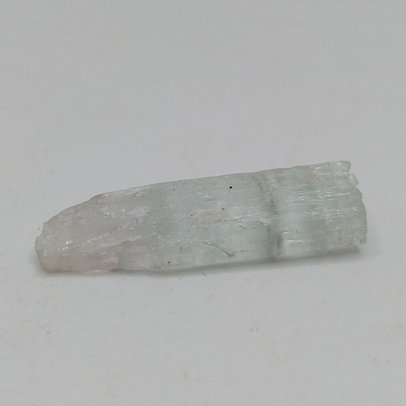 China new dual color Aquamarine, Morganite, Beryl Mineral Specimens Mineral Crystals Gem Materials,Aquamarine