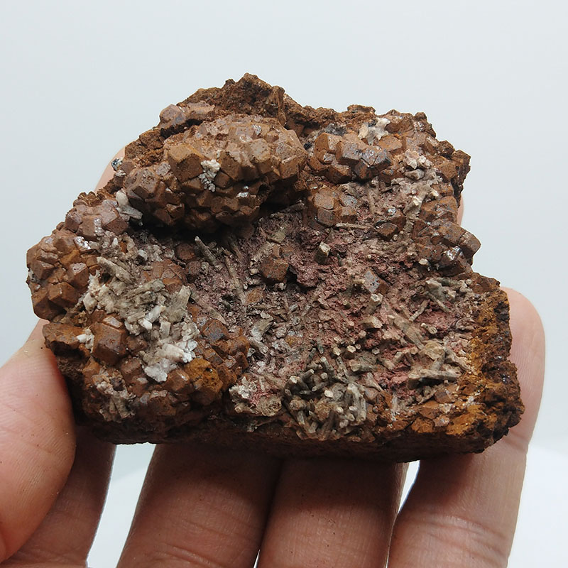 Limonite metasomatism Andradite Garnet Mineral Specimens Mineral Crystals Gem,Limonite,Garnet