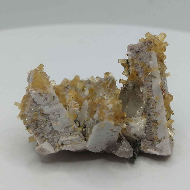 Stilbite,Feldspar Mineral Specimens Mineral Crystals Gem,Stilbite,Feldspar